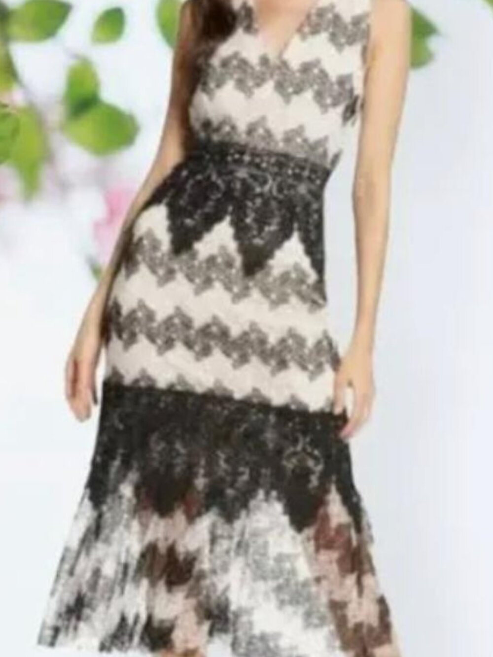Foxiedox Lace Bodycon Dress